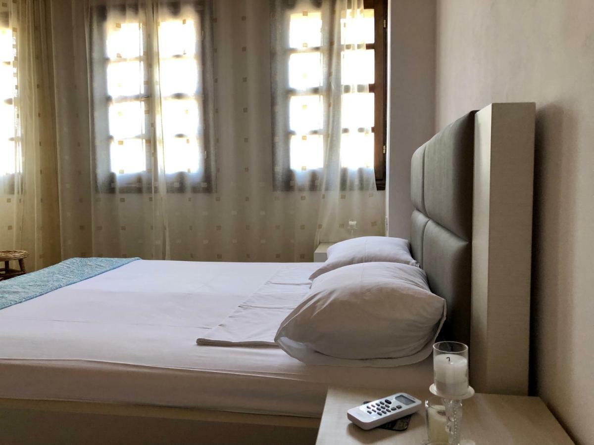 Dhimitri'S Guest House Berat Ngoại thất bức ảnh