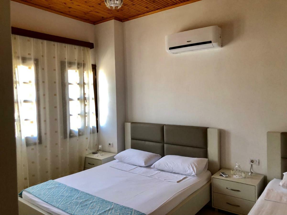 Dhimitri'S Guest House Berat Ngoại thất bức ảnh